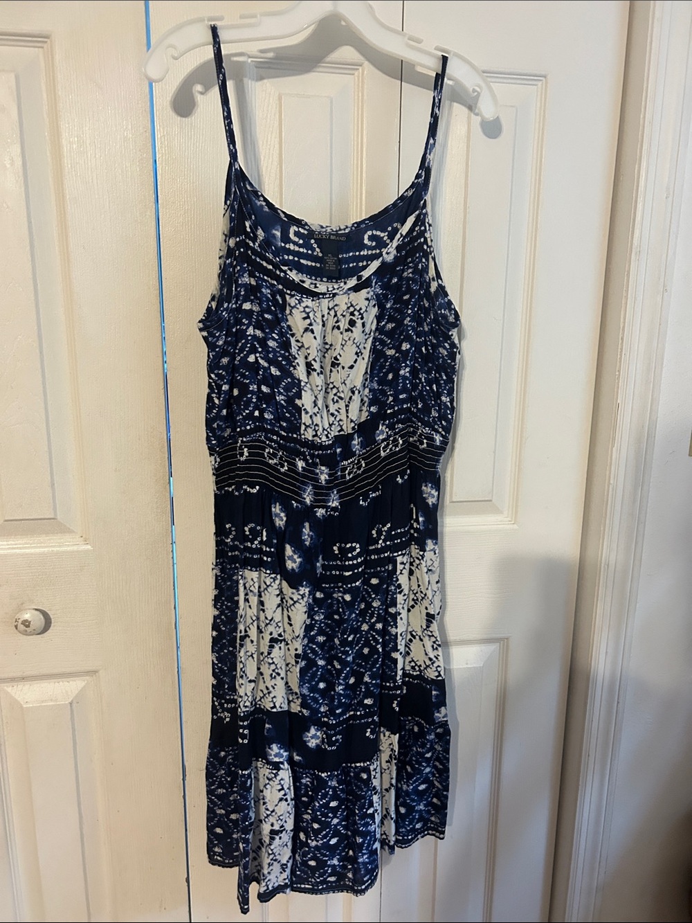 Lucky Brand Navy and White Printed Midi Dress. XL